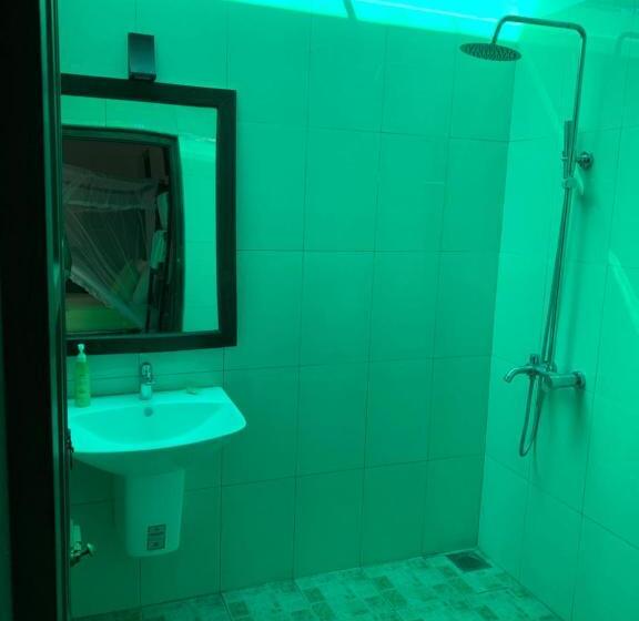 חדר אקונומי, Neli Guests House