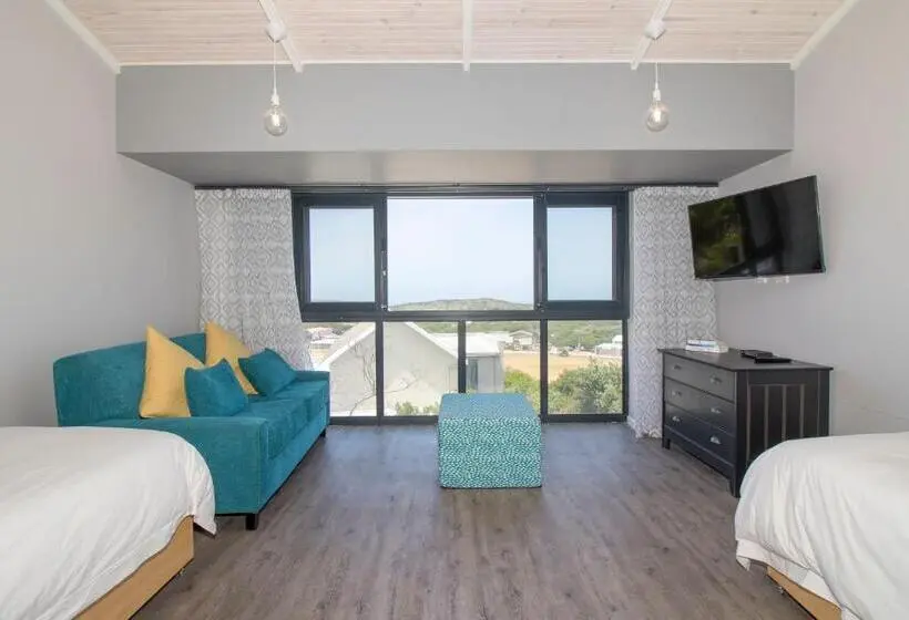 オーシャンビューデラックスルーム, Sky Blue Guest House