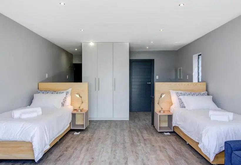 キングサイズベッドのデラックスルーム, Sky Blue Guest House