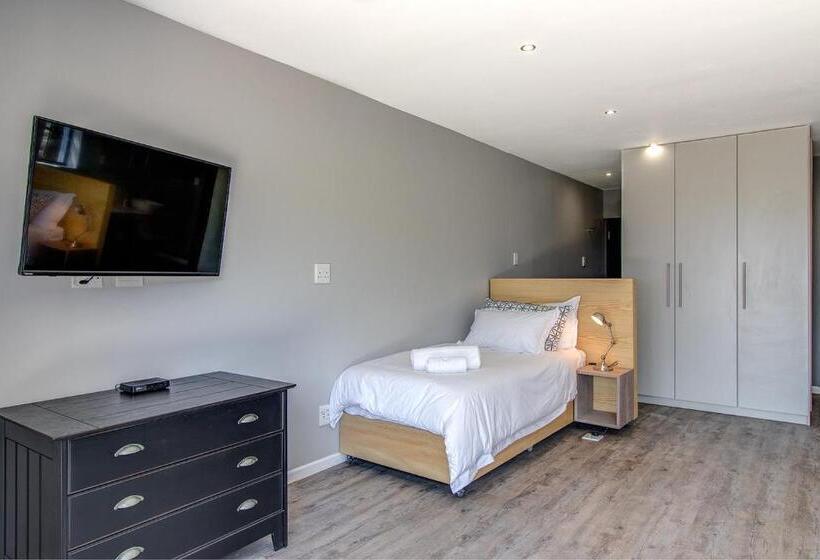 غرفة ديلوكس سرير كينج, Sky Blue Guest House