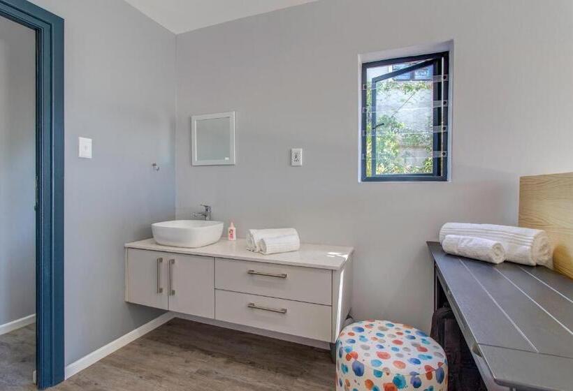 غرفة ديلوكس سرير كينج, Sky Blue Guest House