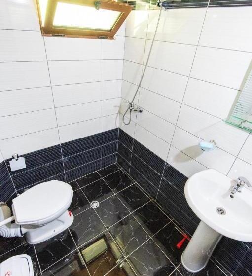 标准间带山景, Guest House Panorama