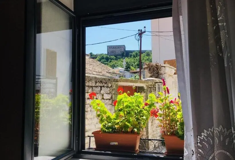 اتاق استاندارد, Kore Guest House