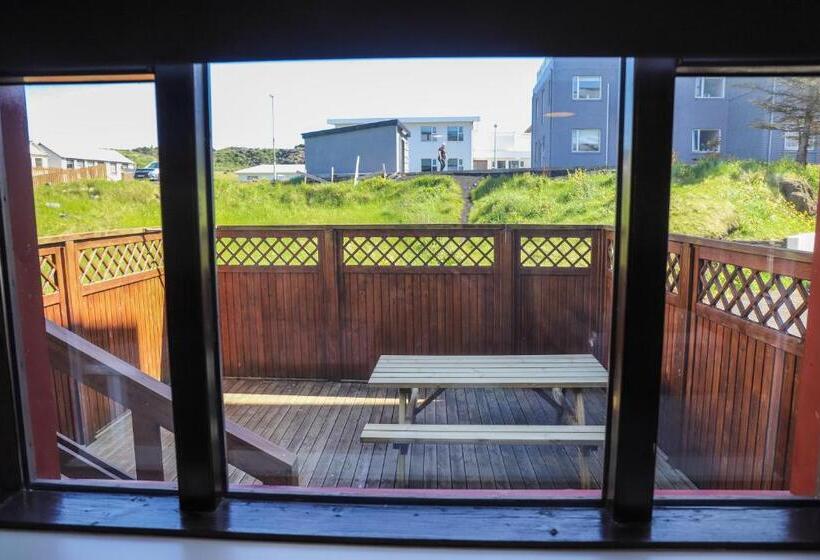 اتاق خانوادگی با سرویس بهداشتی مشترک, Lava Guesthouse