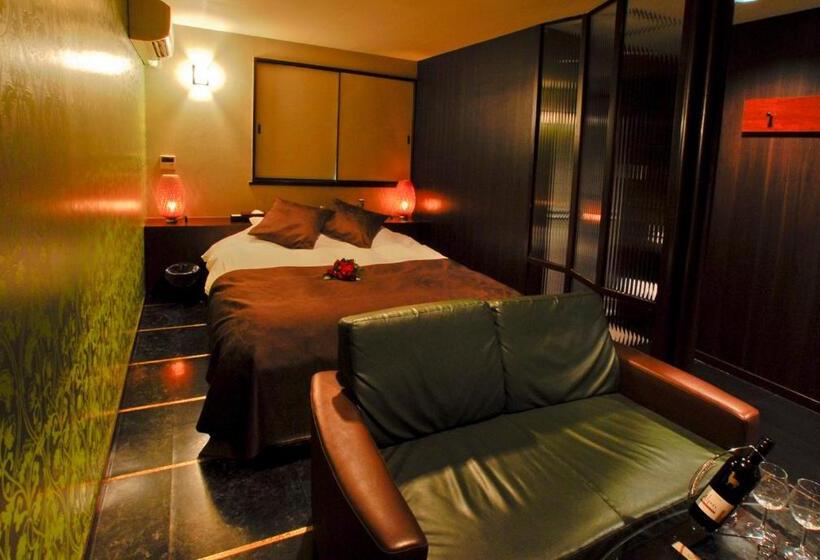 חדר סטנדרט, Yarma