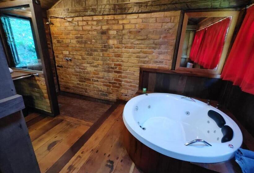 豪华三人间, Kanawha