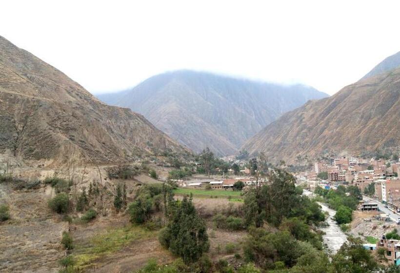 اتاق استاندارد چهار تخته, Hostal Tambo Alto