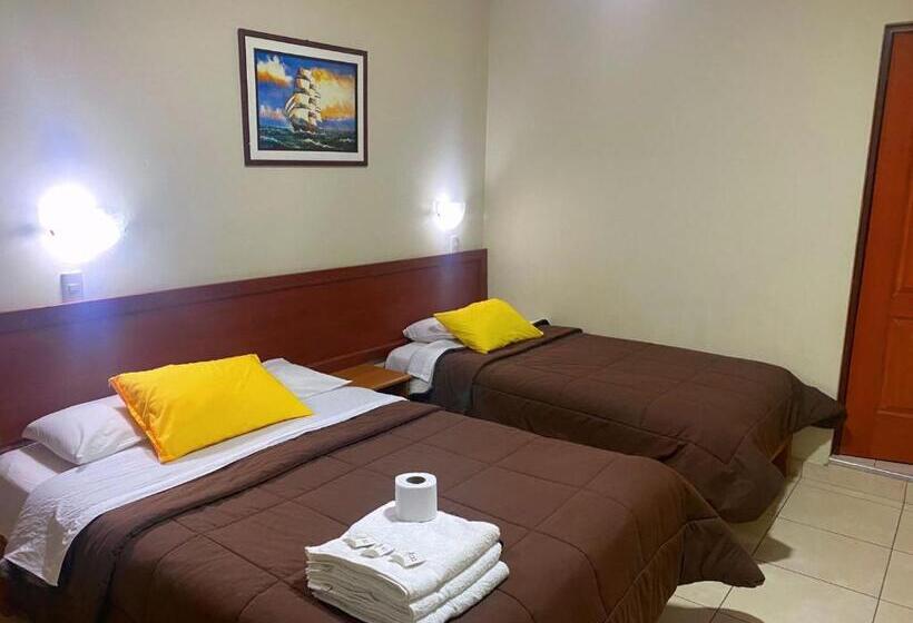 اتاق سوپریور سه تخته, Hostal Tambo Alto