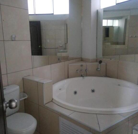 سوئیت با تخت بزرگ, Hostal Tambo Alto