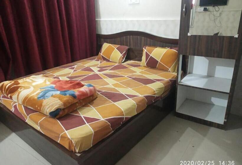 اتاق استاندارد, Radha Deo Guest House
