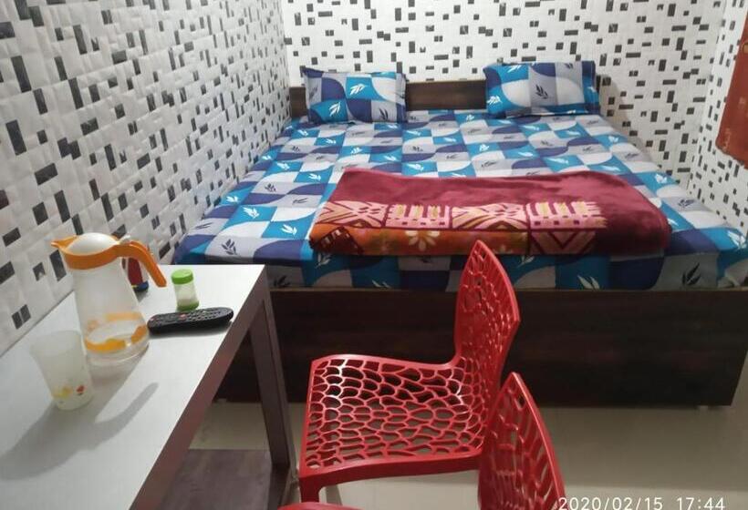 اتاق استاندارد, Radha Deo Guest House