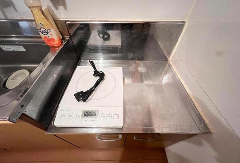 חדר משפחתי, Kiyomori No Baika