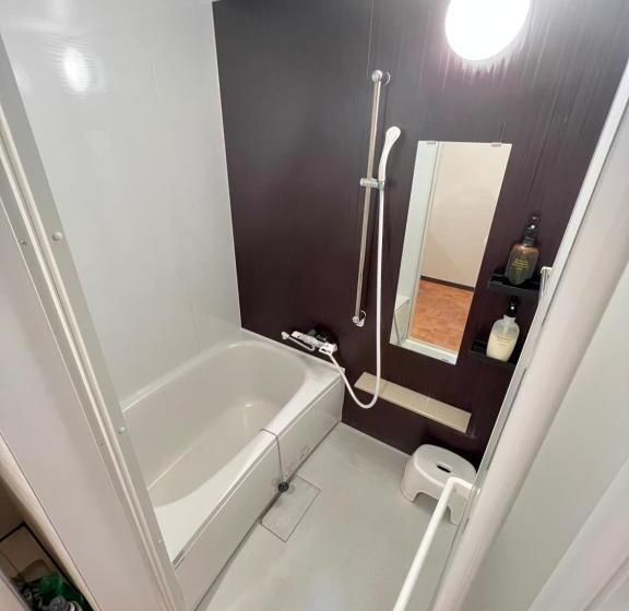 חדר משפחתי, Kiyomori No Baika