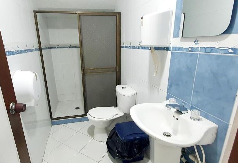 غرفة قياسية ثلاثية, Santiago Dc Hostal