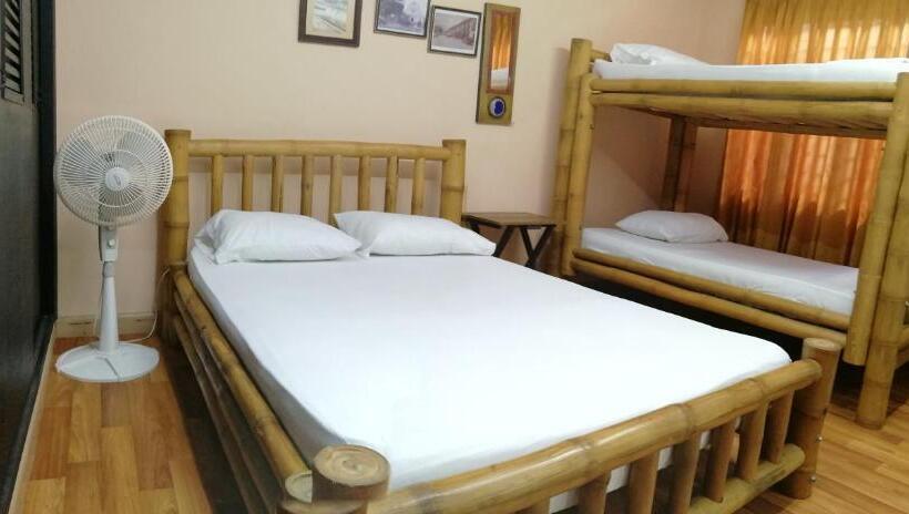 غرفة سوبيريور عائلية, Santiago Dc Hostal