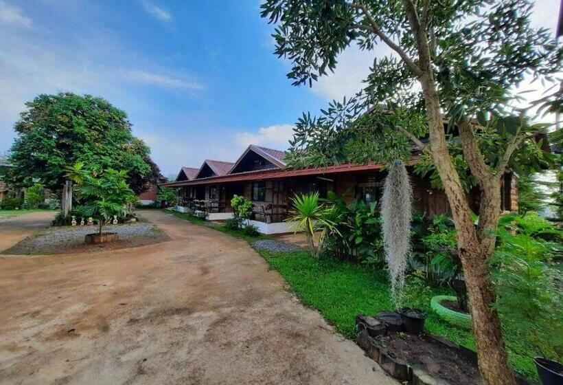 Fyrbädds Standardrum, Maan Mork Khao Kho