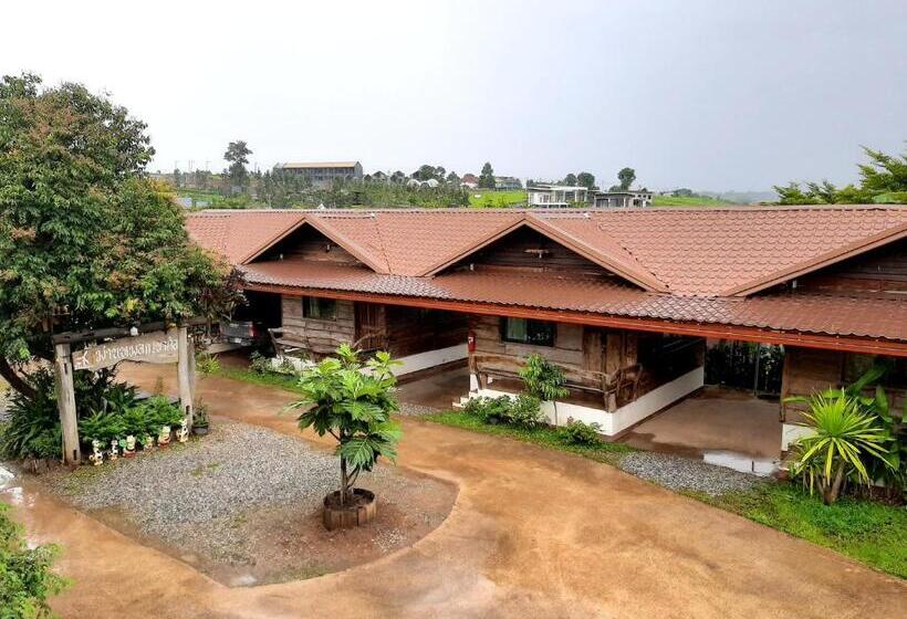 Fyrbädds Standardrum, Maan Mork Khao Kho