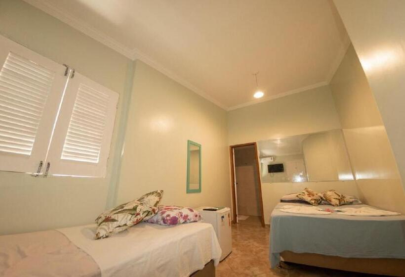 标准三人间, Recanto Do Aconchego