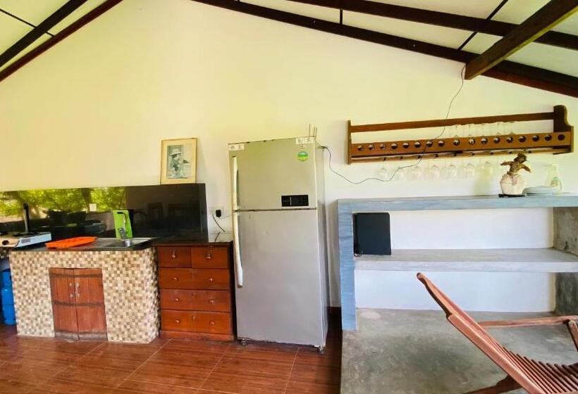 スーペリアファミリールーム, Royal Ace Unawatuna