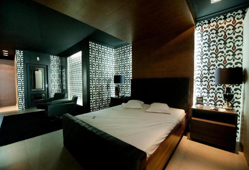 豪华房间, Eden Motel