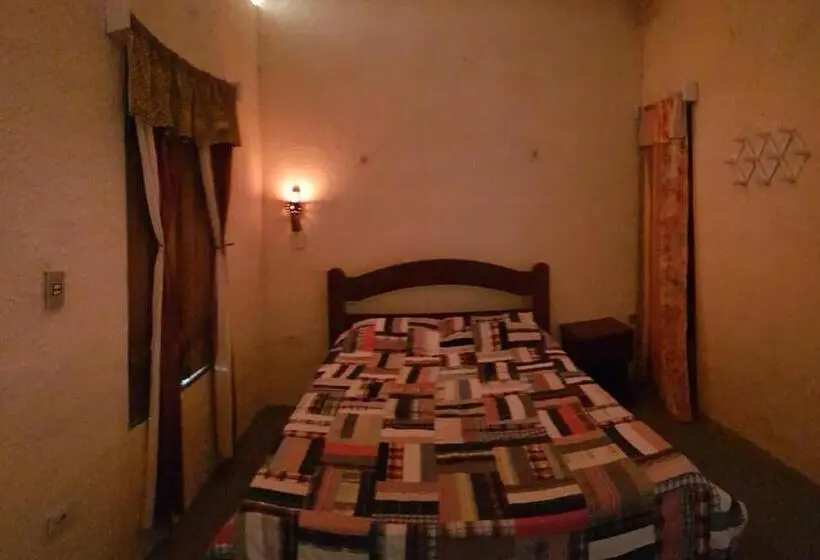 اتاق راحتی سه تخته, Rancho Colcha De Retalho
