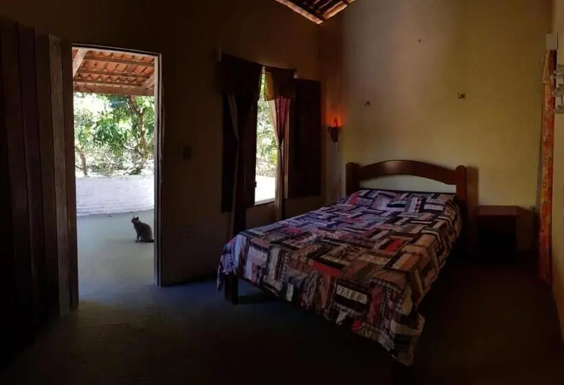 اتاق راحتی سه تخته, Rancho Colcha De Retalho