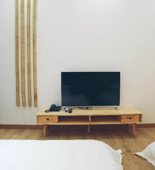 Standardrum, Wally House青山惠风民宿