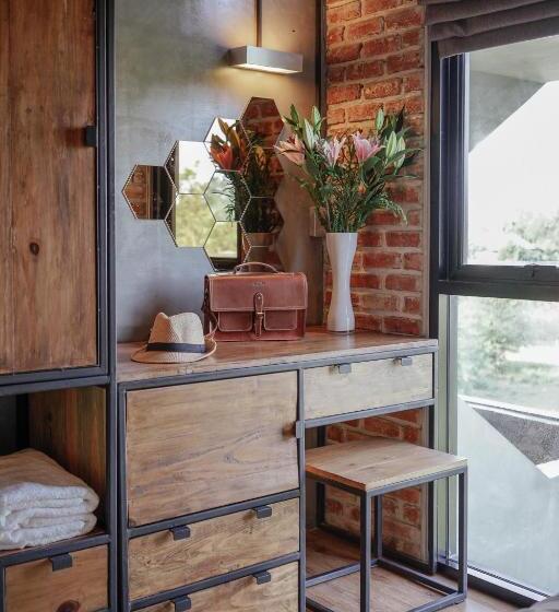 דירת חדר, Goodhope Villa