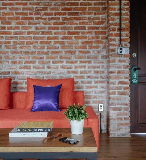 דירת חדר, Goodhope Villa