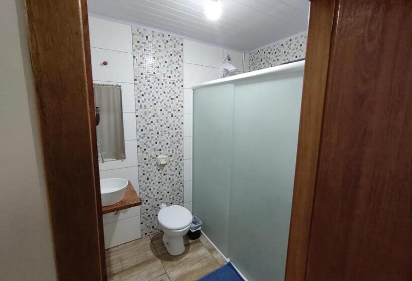 اتاق استاندارد سه نفره, Pousada Pontal Da Armação