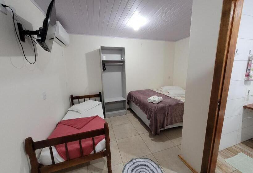 اتاق استاندارد سه نفره, Pousada Pontal Da Armação