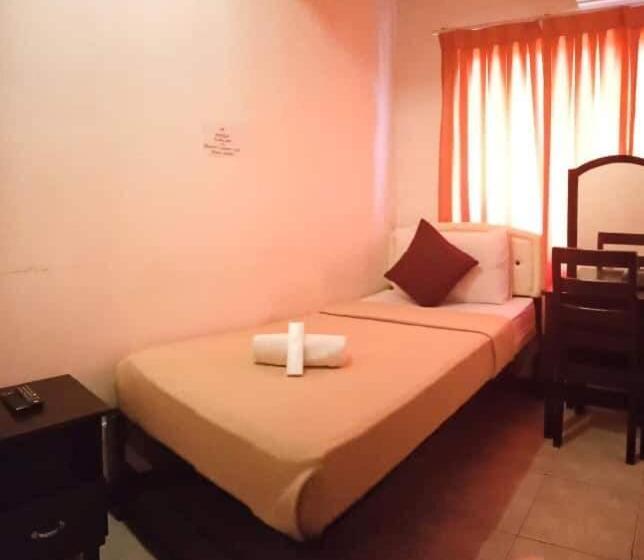 اتاق استاندارد یک نفره, Amax Inn Cebu
