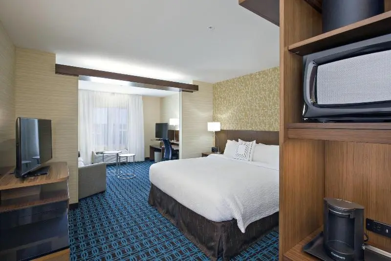 キングサイズベッドのスイートルーム, Fairfield Inn & Suites By Marriott Phoenix Tempe/airport