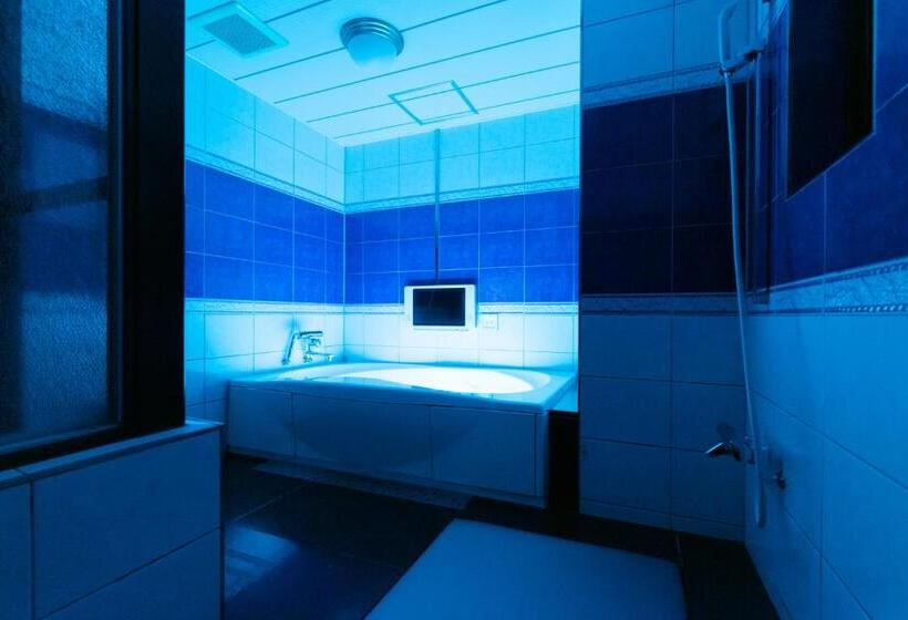 غرفة ديلوكس, Perrier