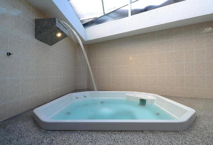 اتاق لوکس, Nexos Motel Tamarineira