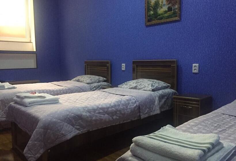 اتاق استاندارد سه نفره, City