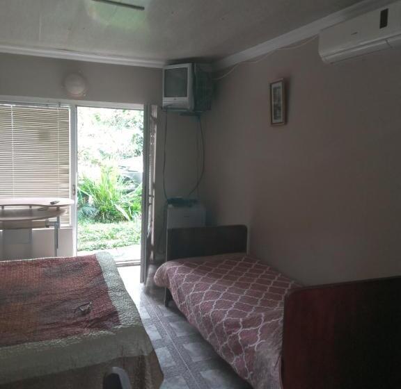 اتاق استاندارد چهار تخته, Dolce Kobuleti