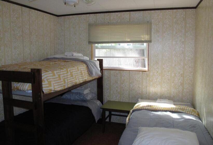 آپارتمان 2 خوابه, Little Ted's Cottages