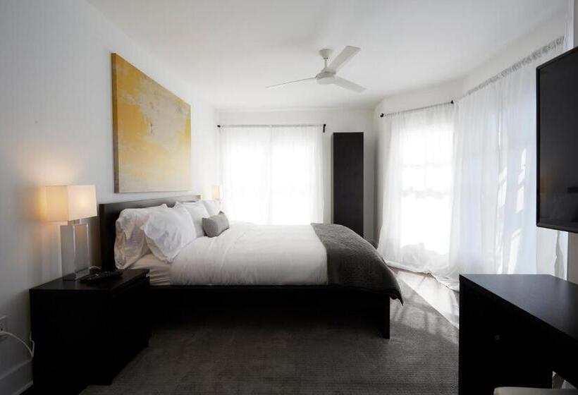 חדר דחוקס עם מיטת קינג, Station Inn Pawling