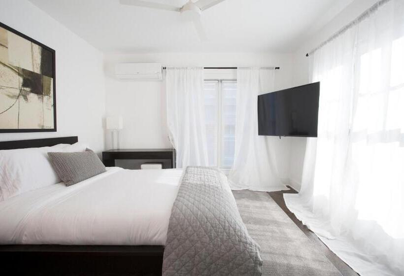 חדר דחוקס עם מיטת קינג, Station Inn Pawling