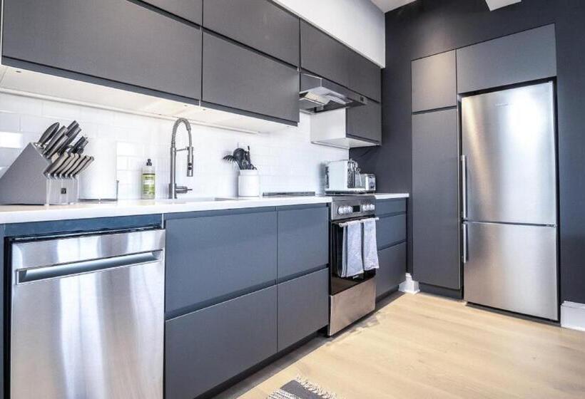 דירת חדר, Station Inn Pawling