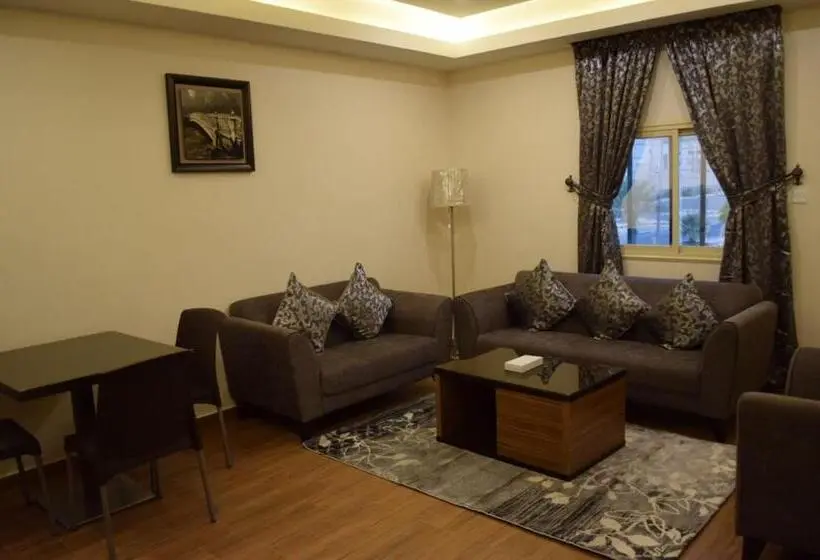 スイート, Al Shiraz Suites