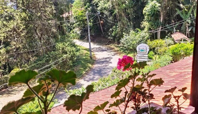 컴포트 트리플 룸, Pousada Taverna Do Golf