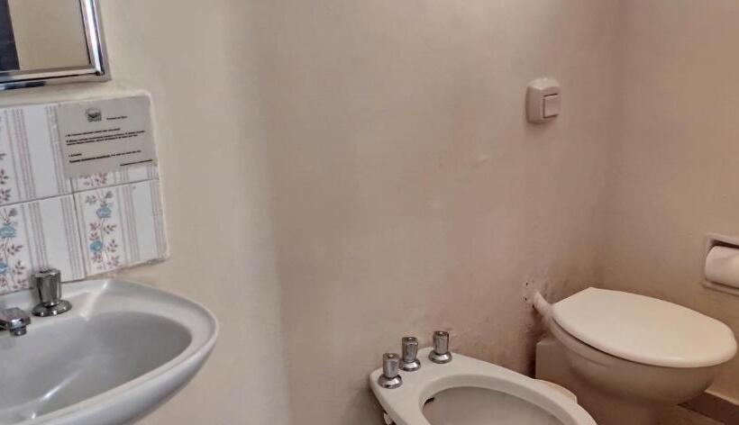 트리플 클래식 룸, Pousada Taverna Do Golf