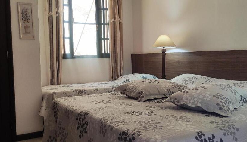 트리플 클래식 룸, Pousada Taverna Do Golf