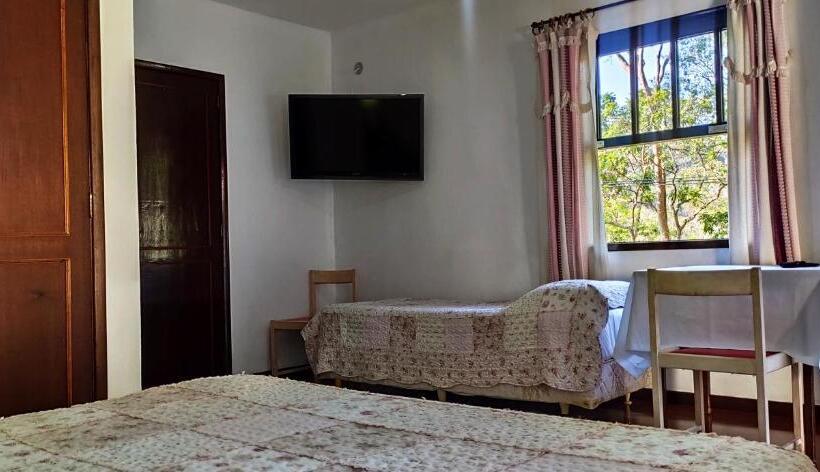 샬레, Pousada Taverna Do Golf