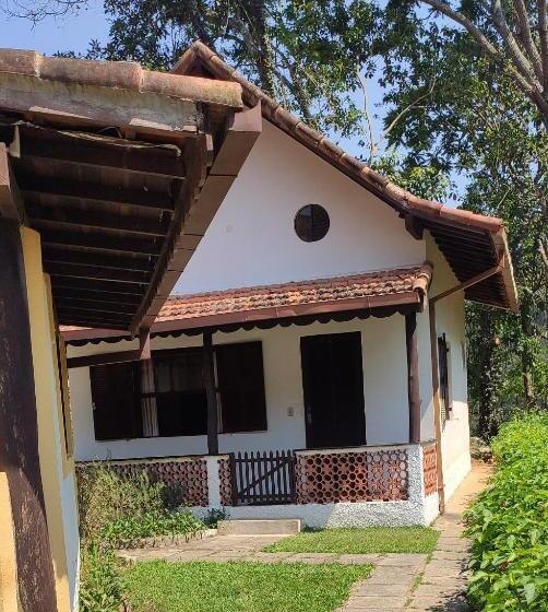 샬레, Pousada Taverna Do Golf