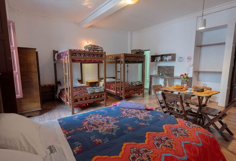 اتاق استاندارد سه نفره, Imaynalla