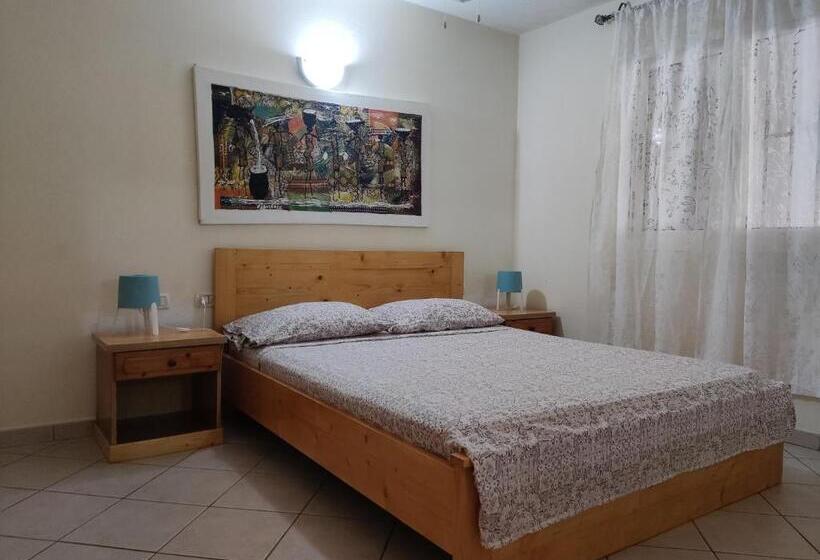 Apartament 1 Dormitori amb Terrassa, Residence Amanda With Pool