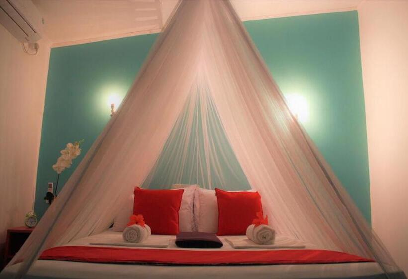 Номер Deluxe, The Courtyard Villa